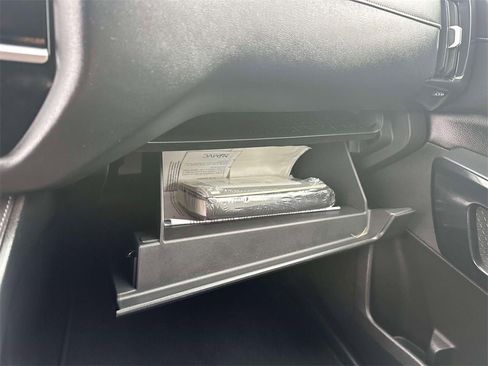 Certified 2024 Nissan Pathfinder SV image 34