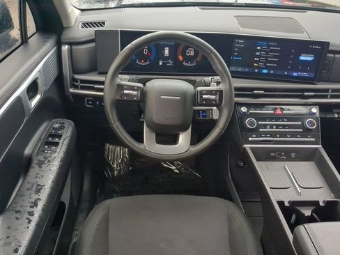 Used 2024 Hyundai Santa Fe SE FWD image 18