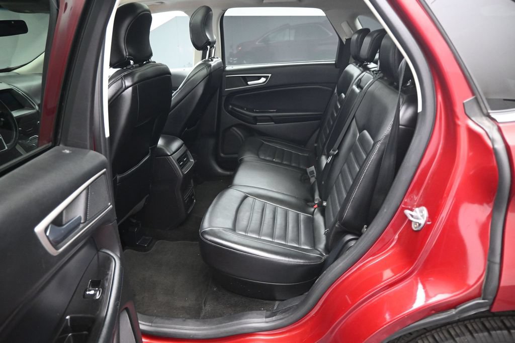 Used 2017 Ford Edge SEL w/ Equipment Group 201A AWD/4WD image 19