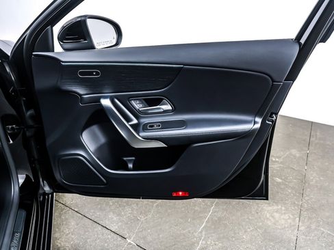 Used 2022 Mercedes-Benz A 220 image 22
