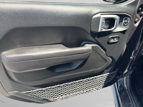 Used 2019 Jeep Wrangler Unlimited Rubicon AWD/4WD image 20