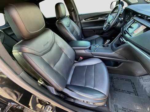 Used 2020 Cadillac XT5 Premium Luxury FWD image 30