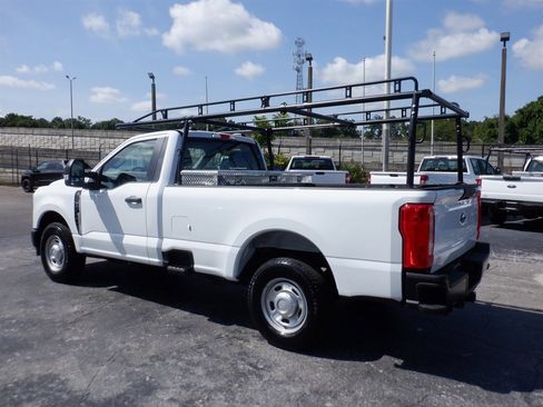 Used 2024 Ford F250 XL image 3