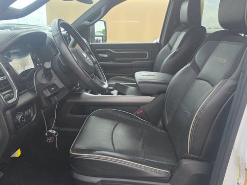 Used 2024 RAM 2500 Laramie w/ Night Edition AWD/4WD image 7