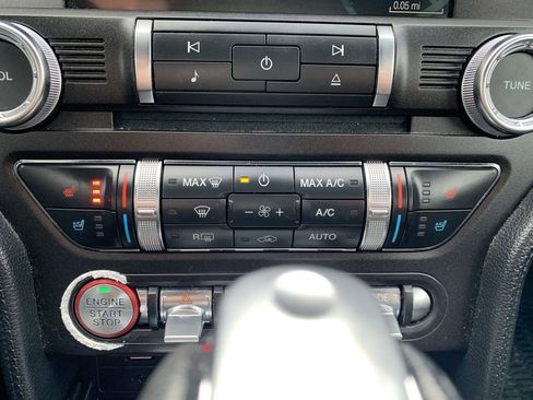 Used 2018 Ford Mustang Premium image 16