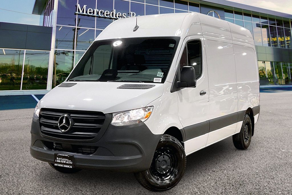 Used 2026 Mercedes-Benz Sprinter 2500 image 8