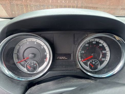 Used 2017 Dodge Grand Caravan SE w/ Power Window Group FWD image 25
