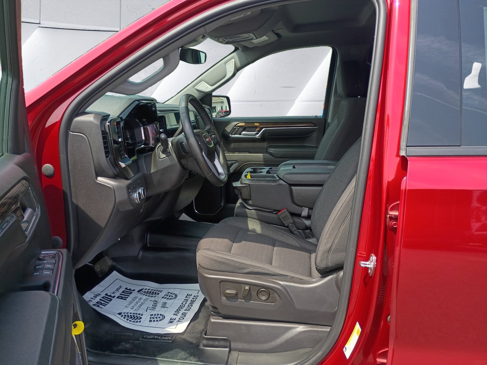 Used 2023 GMC Sierra 1500 Elevation AWD/4WD image 12