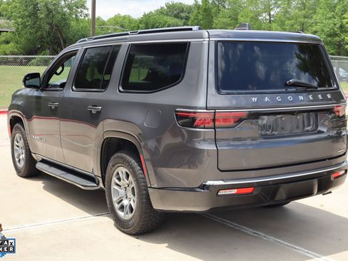 Used 2022 Jeep Wagoneer Series I RWD image 5