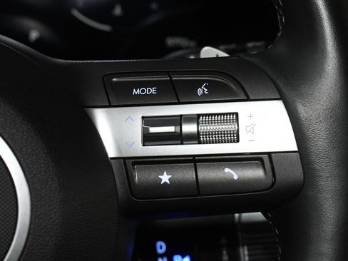 Used 2024 Hyundai Kona Limited image 28