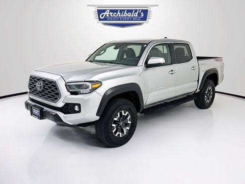 Used 2023 Toyota Tacoma TRD Off-Road AWD/4WD image 3