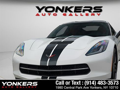 Used 2015 Chevrolet Corvette Stingray Coupe w/ Pacific Design Package image 16