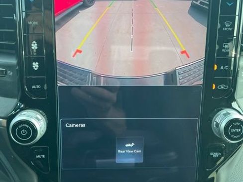 Certified 2025 RAM 2500 Big Horn AWD/4WD image 24