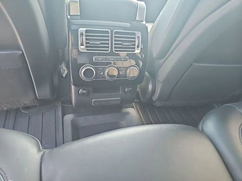 Used 2014 Land Rover Range Rover HSE AWD/4WD image 19