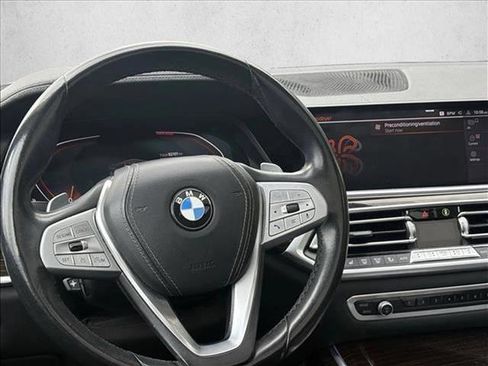 Used 2020 BMW X7 xDrive40i w/ Premium Package image 13