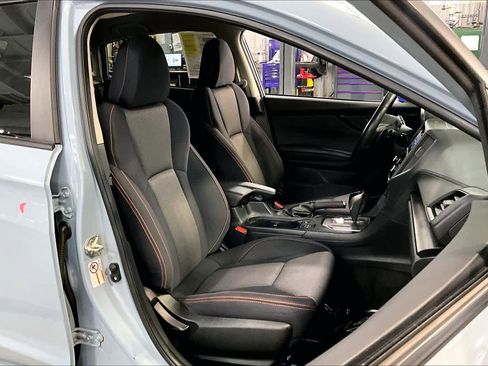 Used 2019 Subaru Crosstrek 2.0i Premium image 9