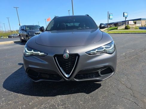 Used 2024 Alfa Romeo Stelvio Ti AWD/4WD image 12