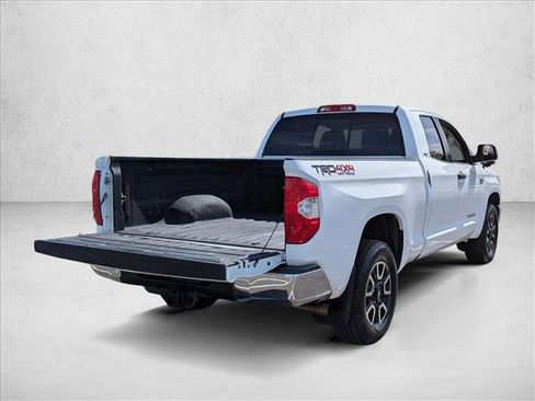 Certified 2018 Toyota Tundra SR5 w/ TRD Off Road Package AWD/4WD image 5