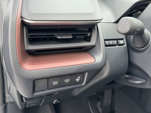 New 2026 Toyota Prius Plug-In Hybrid image 17