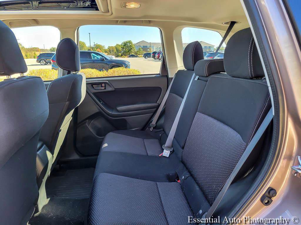 Used 2016 Subaru Forester 2.5i Premium w/ All-Weather Package AWD/4WD image 11