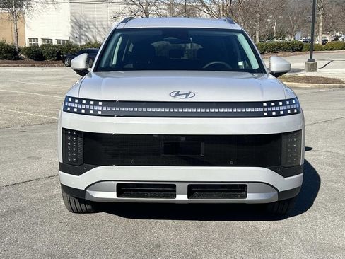 New 2026 Hyundai Ioniq 9 SE w/ Tow & Go Package image 2