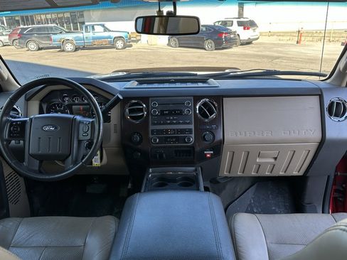 Used 2011 Ford F250 Lariat image 20