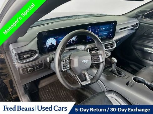 Used 2024 Ford Mustang GT Premium image 18