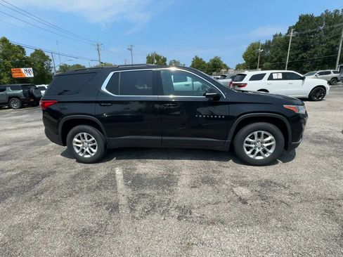 Used 2019 Chevrolet Traverse LT AWD/4WD image 9