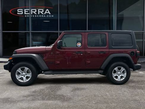 Used 2022 Jeep Wrangler Unlimited Sport AWD/4WD image 2