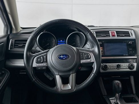 Used 2017 Subaru Outback 2.5i Premium AWD/4WD image 18