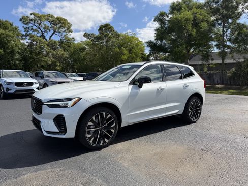 New 2026 Volvo XC60 B5 Ultra w/ Protection Package AWD/4WD image 7