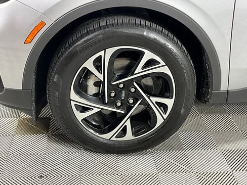 Used 2025 Lincoln Nautilus Premier w/ Jet Appearance Package image 28