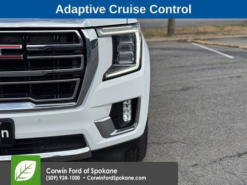 Used 2024 GMC Yukon XL SLT image 8