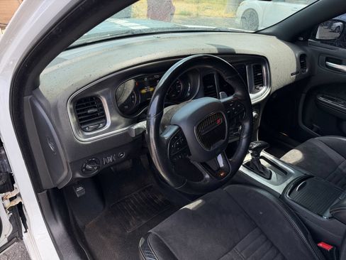Used 2017 Dodge Charger R/T RWD image 18