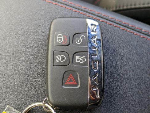 Used 2020 Jaguar F-TYPE Convertible image 28