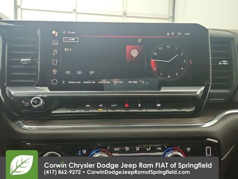 Used 2022 GMC Sierra 1500 SLT w/ SLT Convenience Package image 24