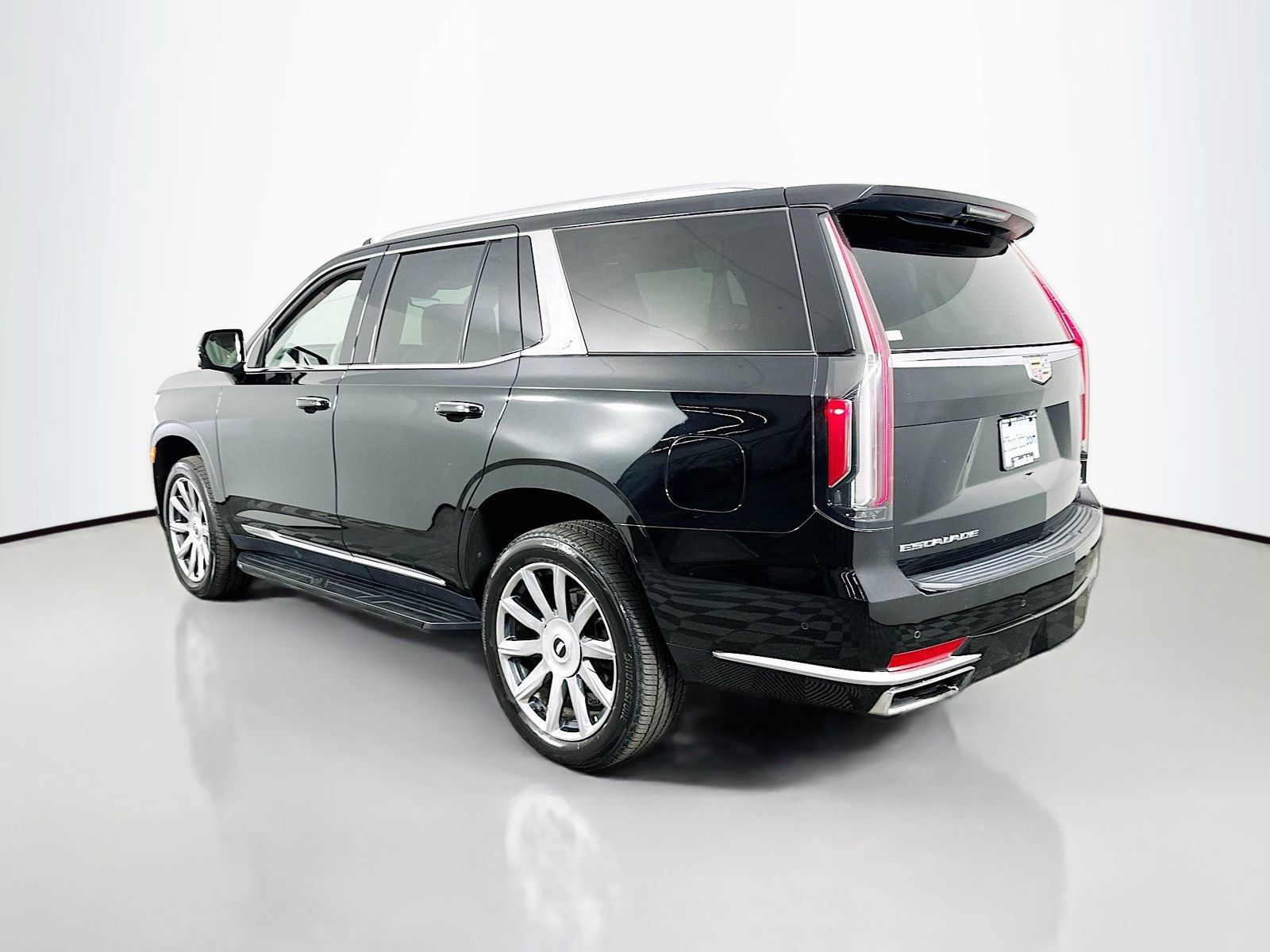 Used 2024 Cadillac Escalade Premium Luxury Platinum AWD/4WD image 5
