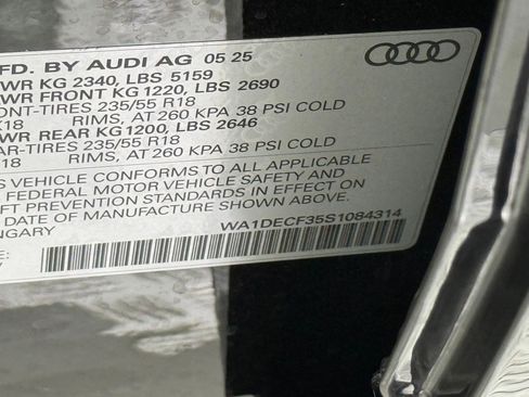 New 2025 Audi Q3 2.0T Premium image 23