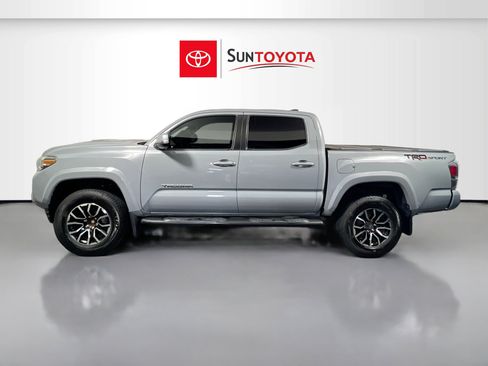 Used 2020 Toyota Tacoma TRD Sport w/ Technology Package RWD image 7