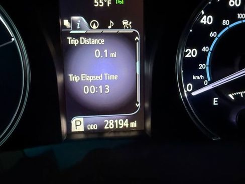 Used 2017 Toyota Camry XLE image 22