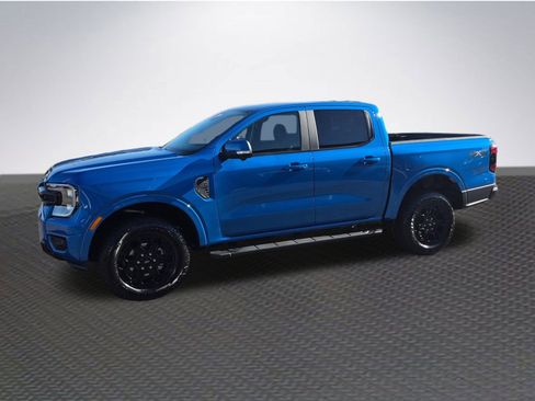 New 2025 Ford Ranger Lariat w/ Black Appearance Package image 2