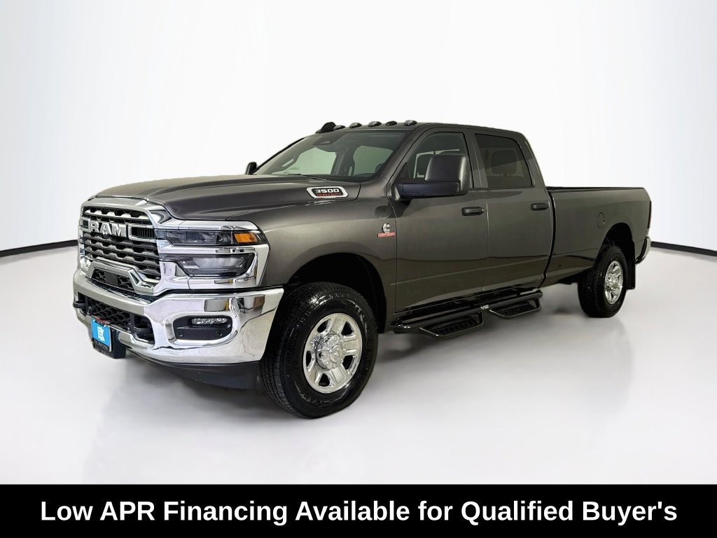 Used 2025 RAM 3500 Tradesman w/ Chrome Appearance Group AWD/4WD image 3