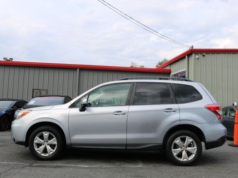 Used 2014 Subaru Forester 2.5i Premium w/ All-Weather Package image 4
