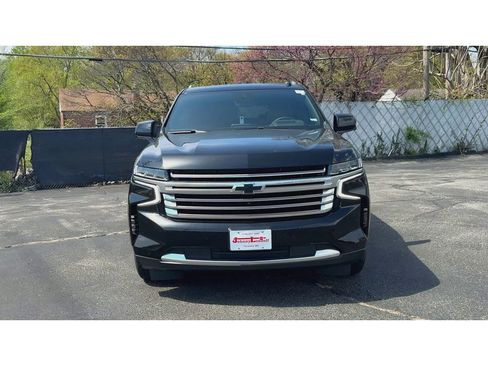 Certified 2024 Chevrolet Tahoe High Country AWD/4WD image 3