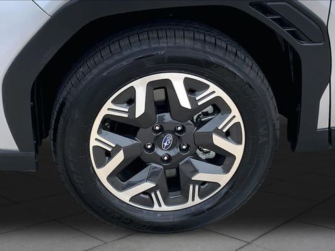 Used 2026 Subaru Forester Premium AWD/4WD image 10