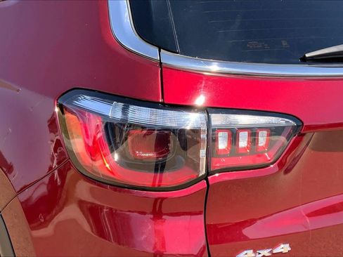 Used 2021 Jeep Compass Limited w/ Sun and Sound Group image 29