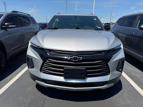 Used 2020 Chevrolet Blazer LT w/ Redline Edition FWD image 2