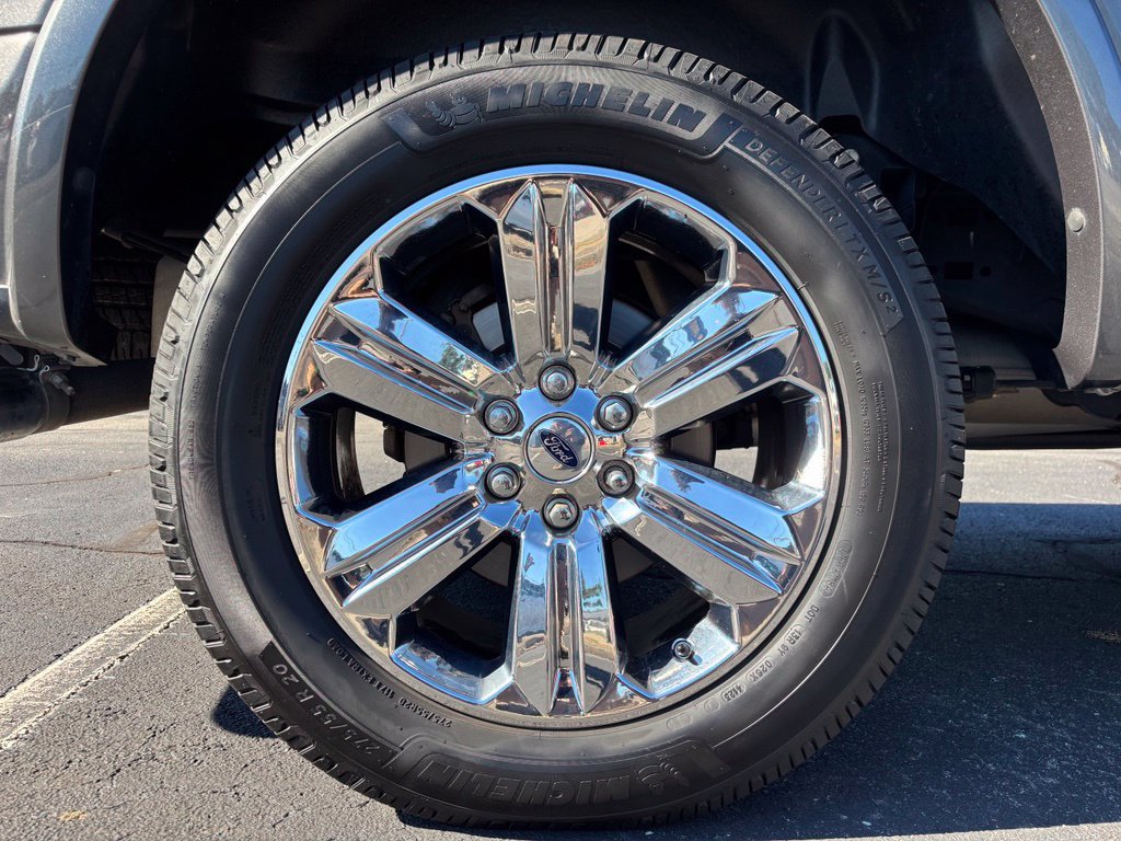 Used 2018 Ford F150 Lariat AWD/4WD image 17
