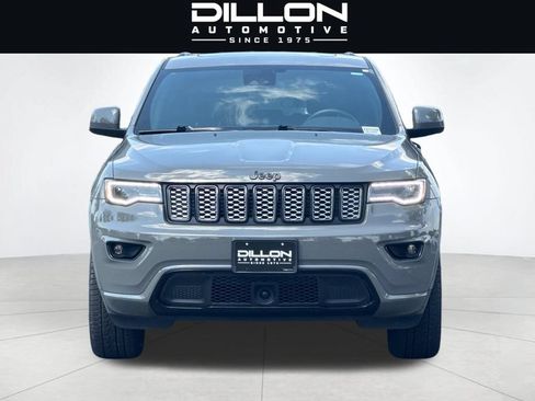Used 2021 Jeep Grand Cherokee Laredo X AWD/4WD image 9