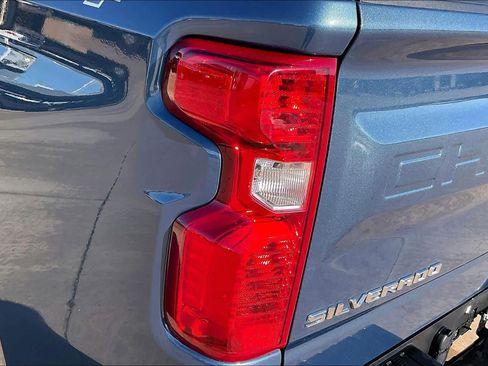 Certified 2024 Chevrolet Silverado 1500 LT AWD/4WD image 28
